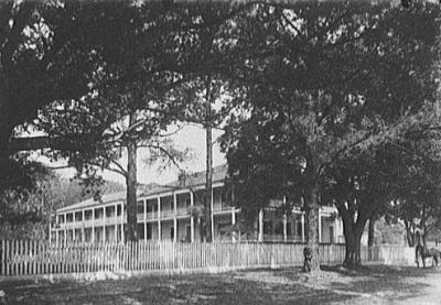 Ocean Springs Hotel