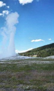 Old Faithful, Yellowstone National Park, Wyoming